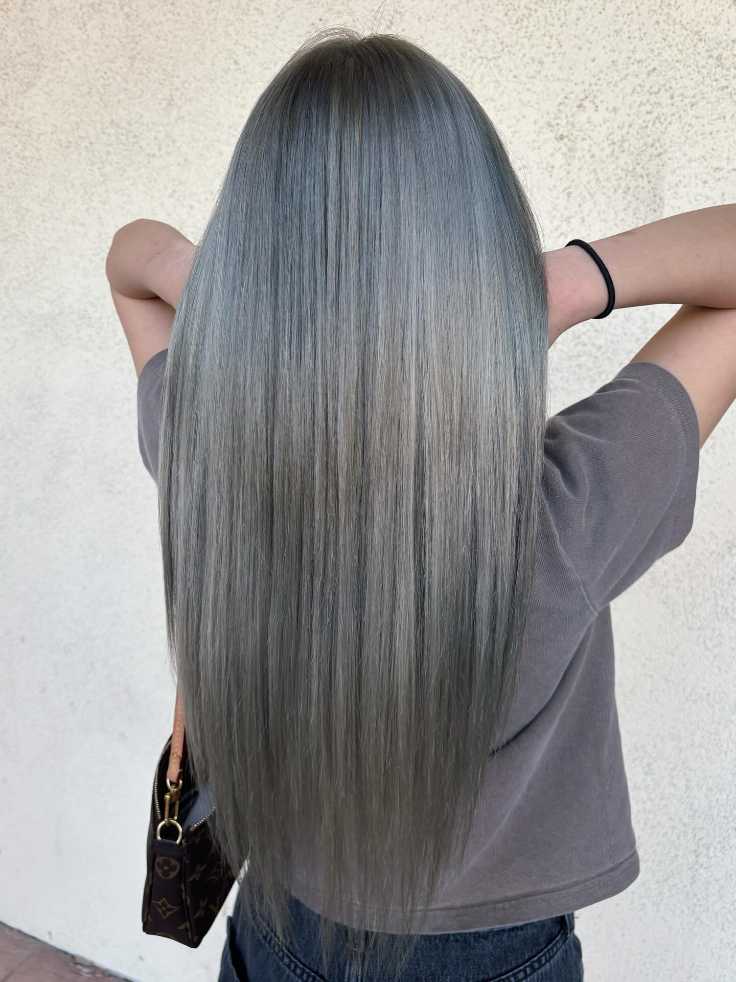 Twilight Titanium Color Depositing Daily Conditioner - Image 6